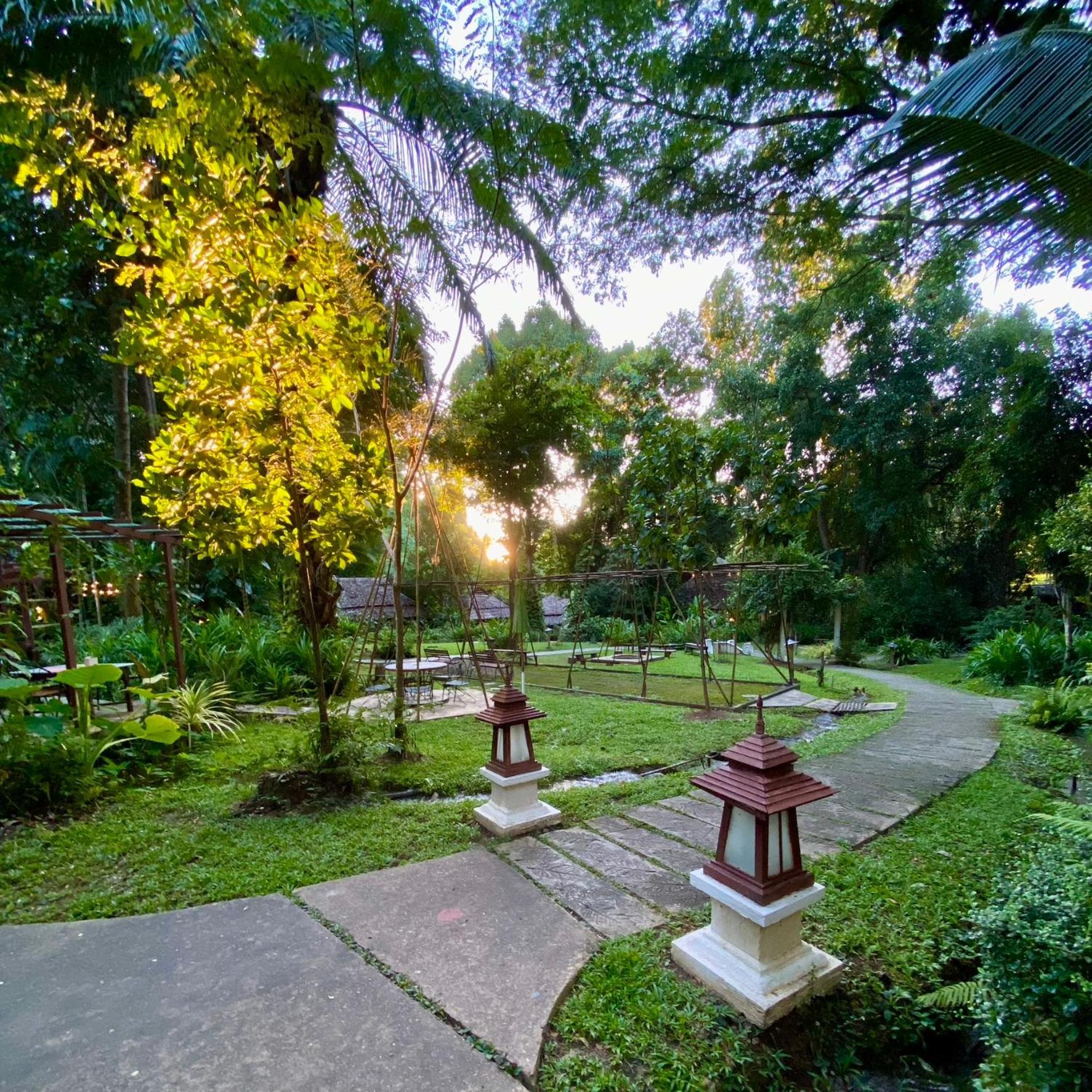 Fern Resort Mae Hong Son Exterior photo