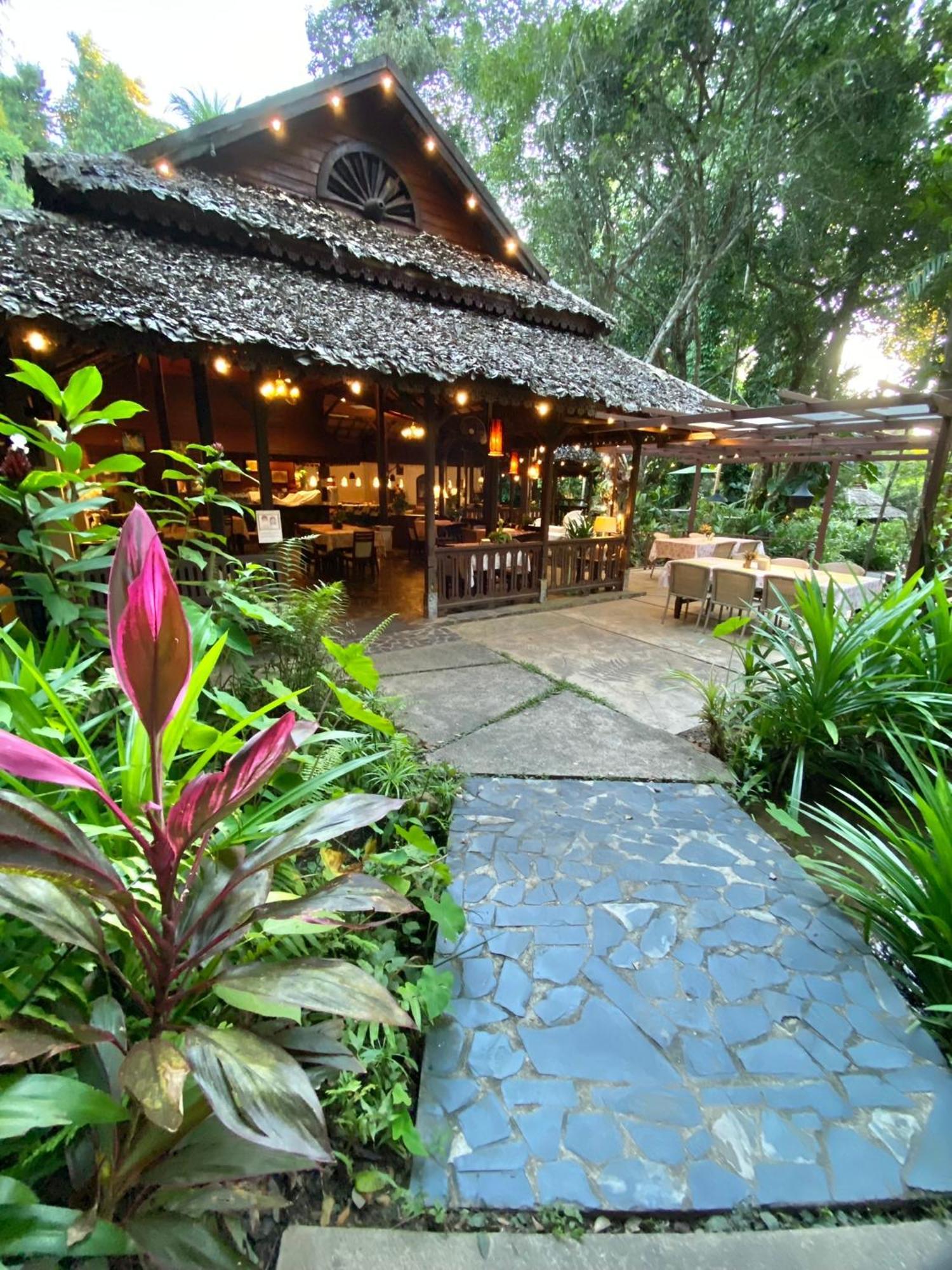 Fern Resort Mae Hong Son Exterior photo