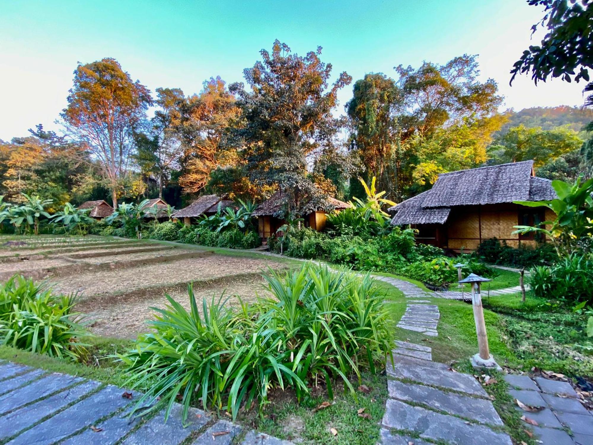 Fern Resort Mae Hong Son Exterior photo